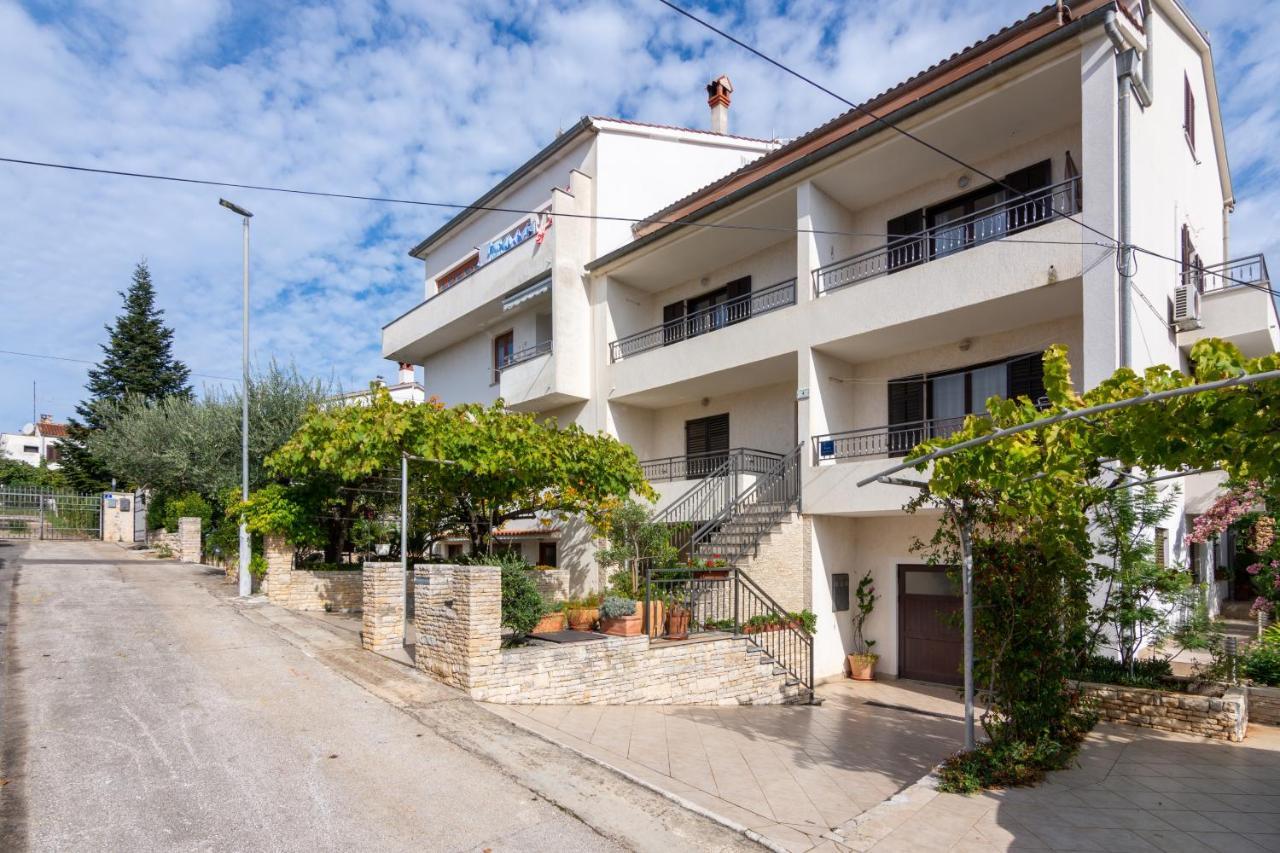 Apartment With A Parking Space - 12656 Rovinj